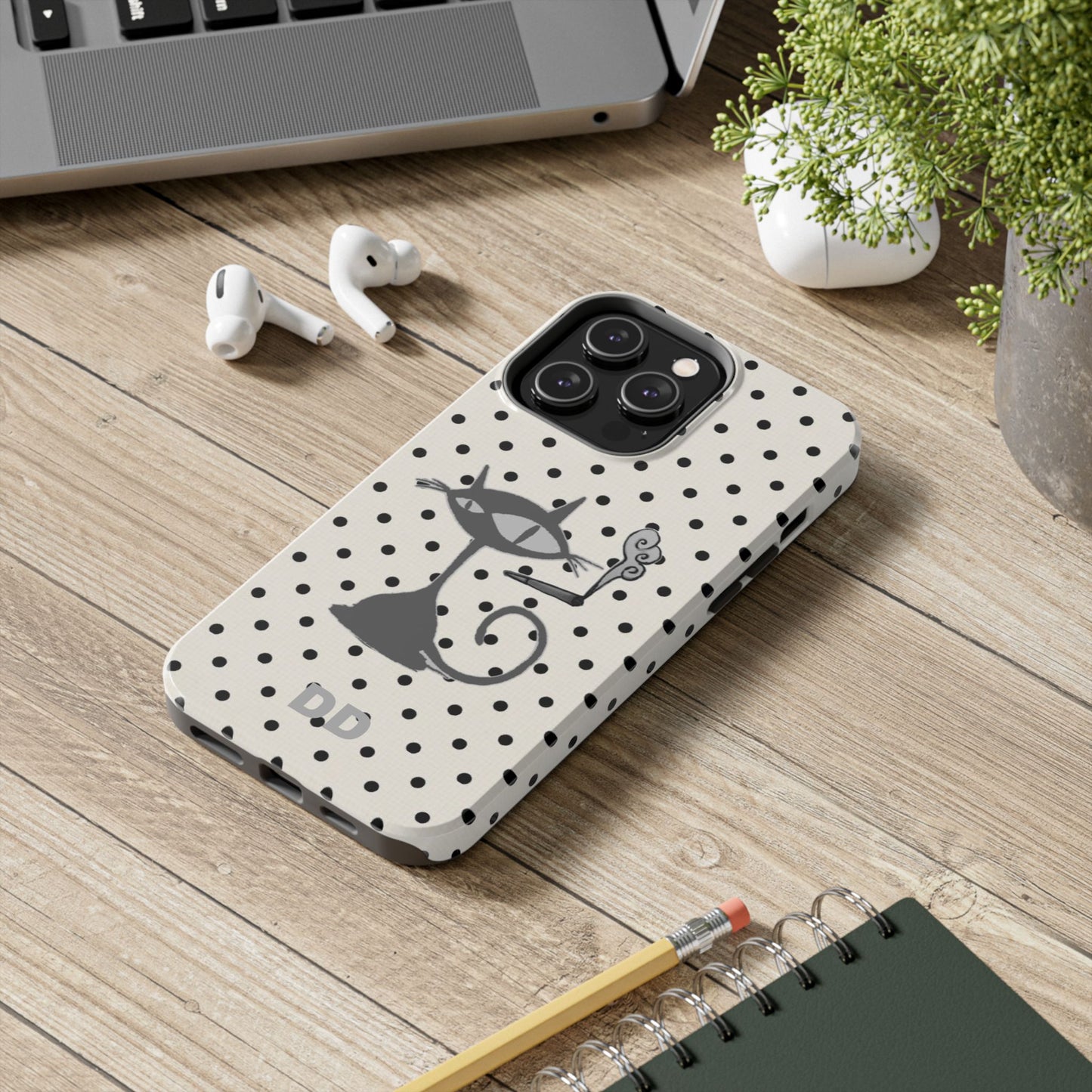 Le Cat Phone Case in Cream & Black Polka