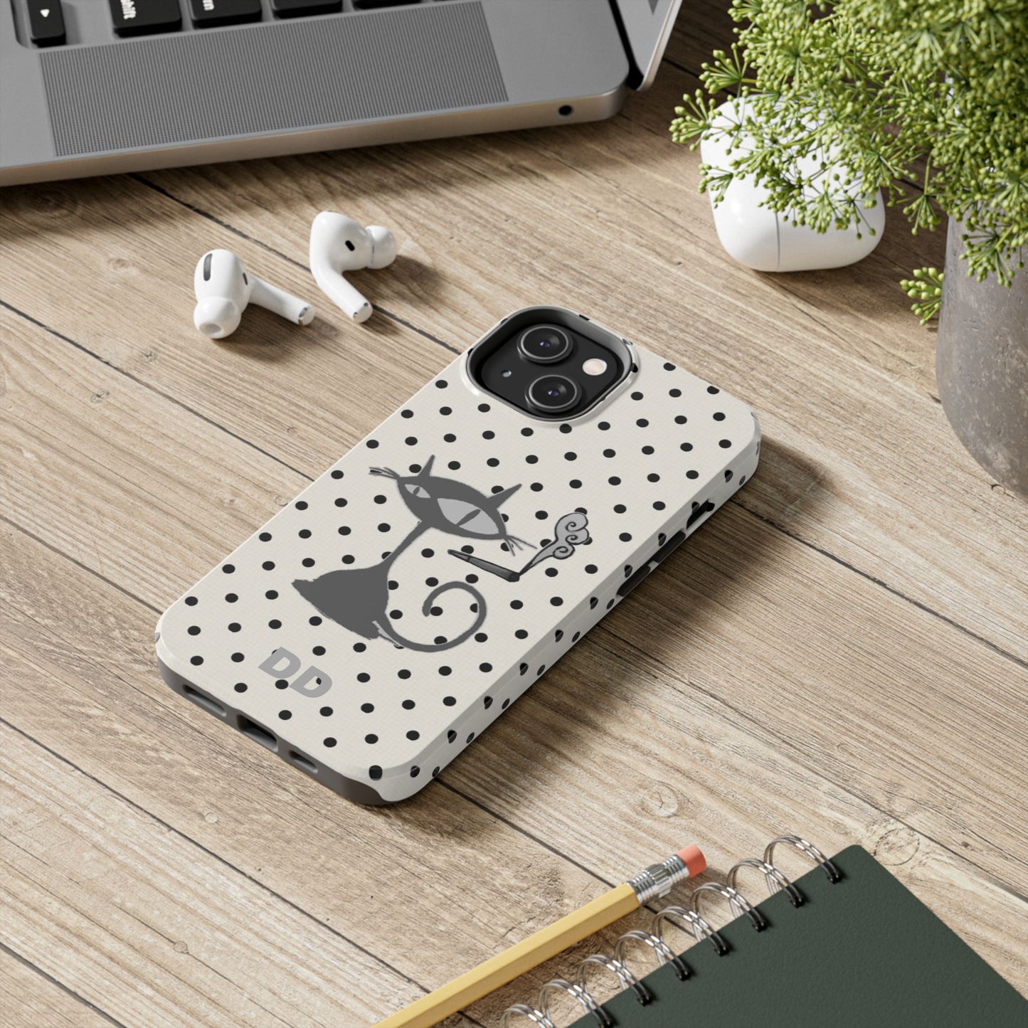 Le Cat Phone Case in Cream & Black Polka